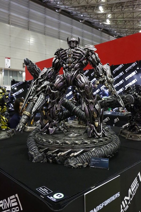 Tokyo Comic Con 2017 Prime 1 Studios Transformers Statues Showcase  (21 of 23)